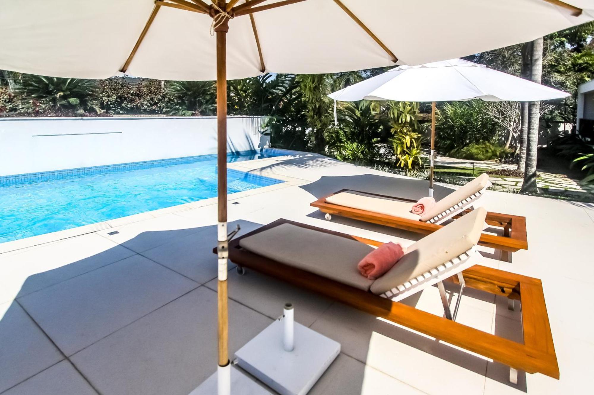 Tropical Contemporary Suites Параті Екстер'єр фото