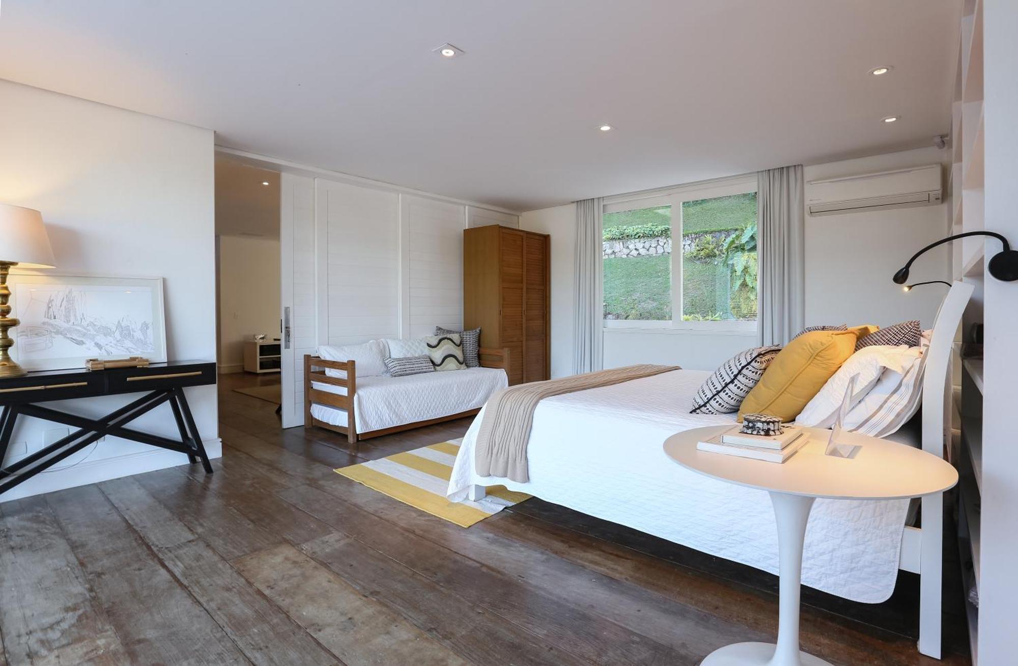Tropical Contemporary Suites Параті Екстер'єр фото
