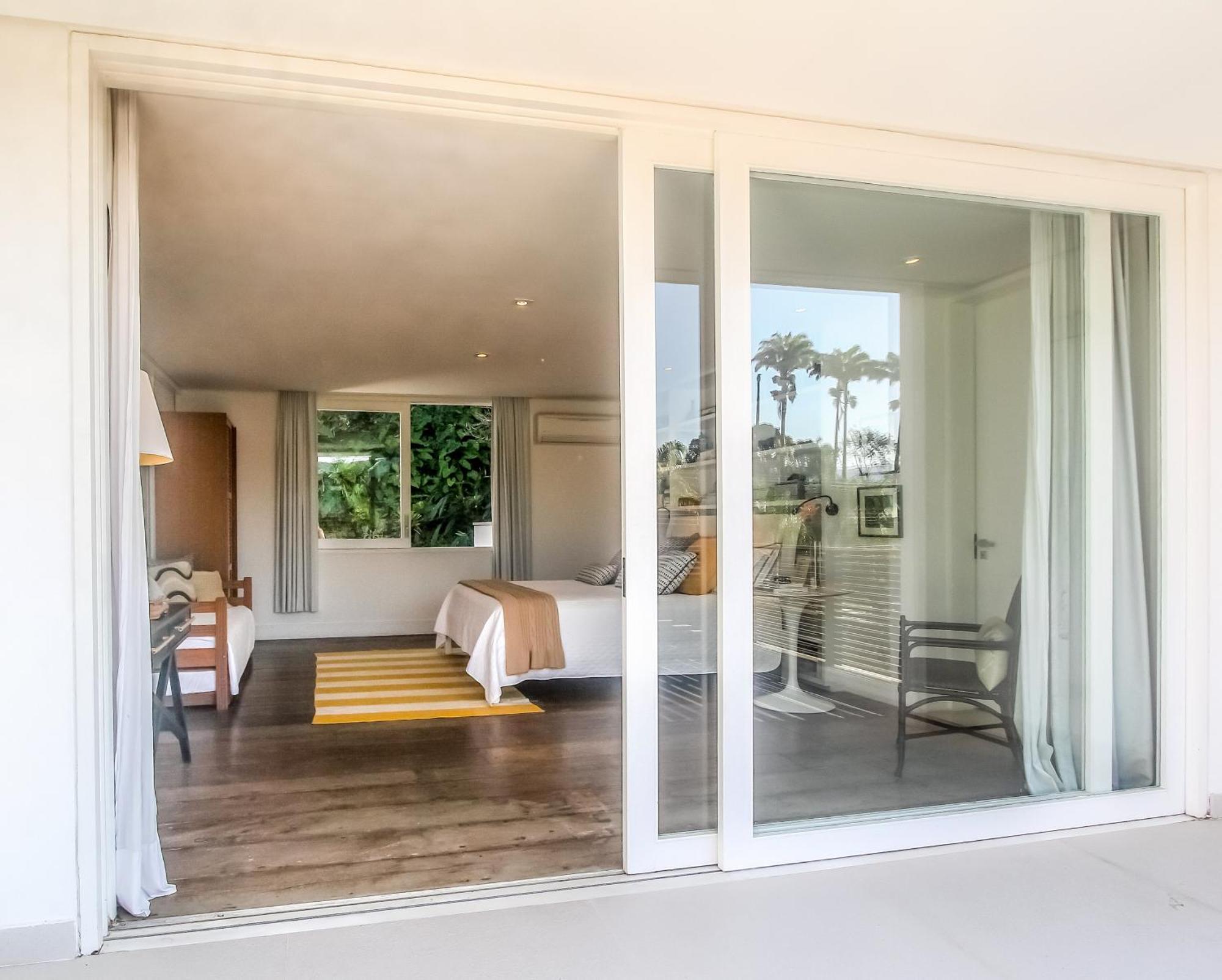 Tropical Contemporary Suites Параті Екстер'єр фото
